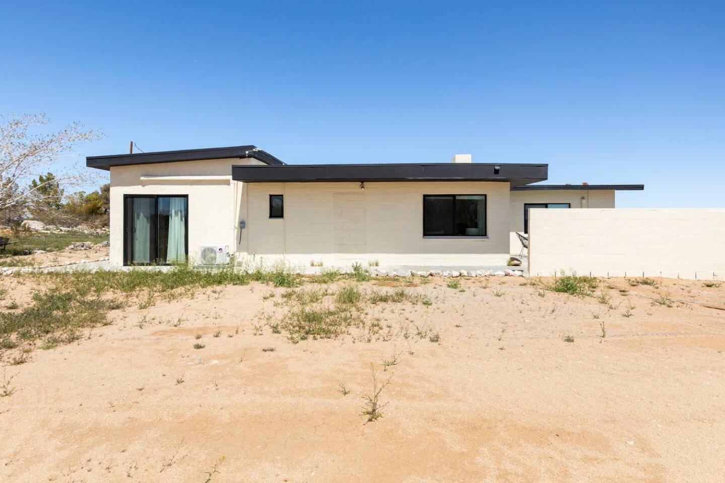 Starlight Mesa In Joshua Tree With Fire Pit Circle And Privacy Villa Yucca Valley Exterior photo